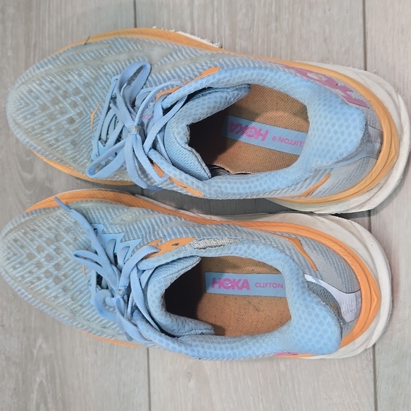 Hoka One One Women's Clifton 9 Athletic Running Shoes Sz 10B - Picture 7 of 16